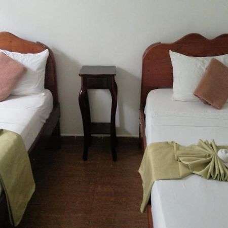 Hotel Don Chicho Bocas Town Exterior foto